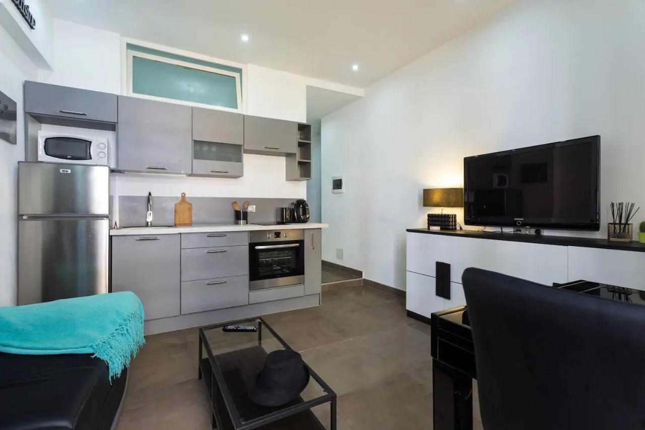 Feel - France 15 Appartement